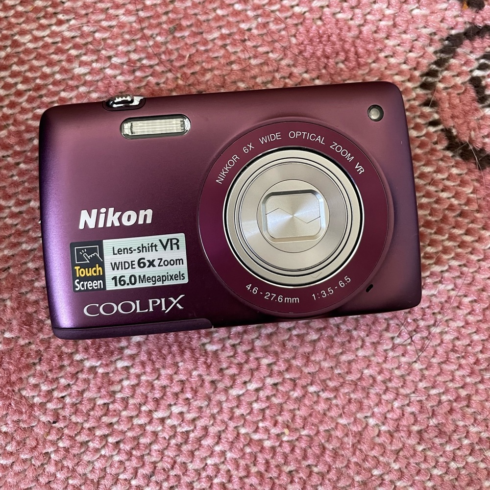 Nikon Coolpix S4300 Purple